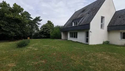 Maison 5 pièces 140 m² 