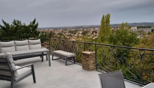 Villa avec vue importante sur la ville d'Albi 