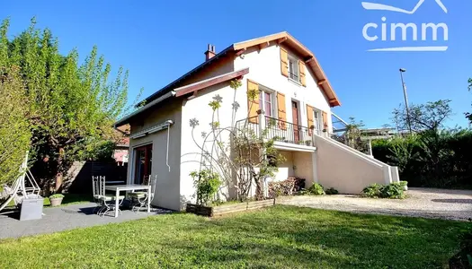 A vendre : Maison individuelle 