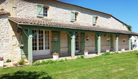 Maison 6 pièces 240 m² 