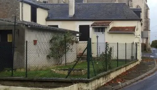 Maison T2 avec jardin et garage 