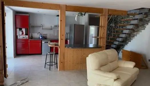 Appartement de 85m2 à louer sur Izier