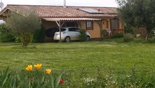 Maison en bois massif 