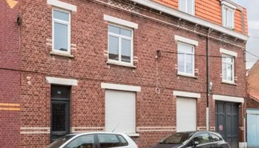 Bel immeuble de rapport idéalement placé pour investissement haute rentabilité sur Lille 