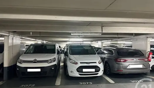 Parking 36 m² 