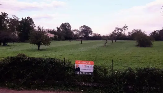 Terrain à bâtir hors lotissement idéal entreprise 