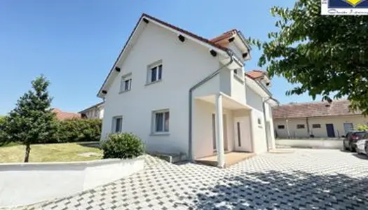 Maison 7 pièces 165 m² 