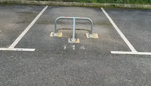 Place de parking extérieur