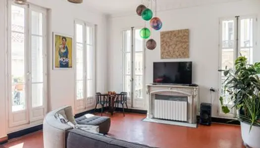 Vends appartement d'artiste, lumière et volume, 135m² Marseille 