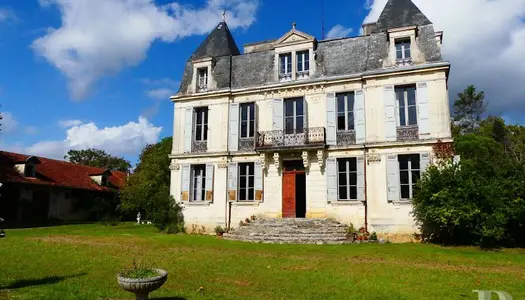 Château 19 pièces 650 m²