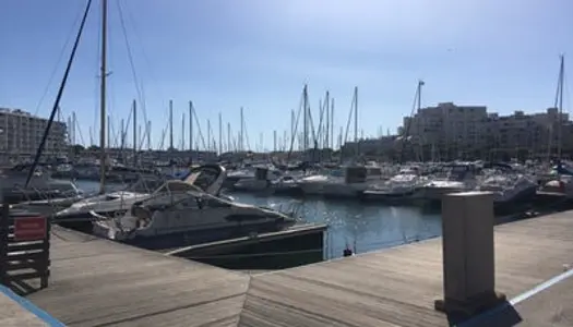 Carnon F2 cabine, vue Port avec extérieur, à 100m de la mer