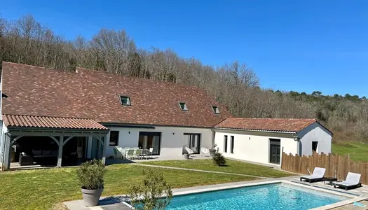 Magnifique maison moderne, 4 chambres - Terrain de 8 000 m² 