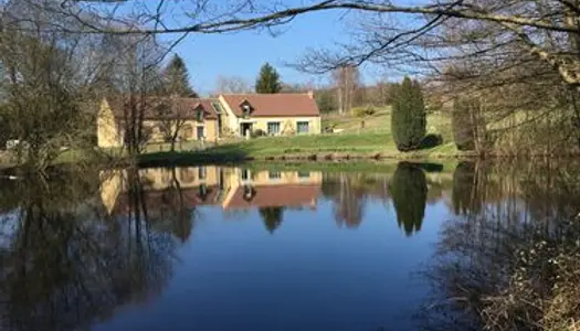 Maison avec 5 chambres sur terrain de 6,3 Ha clôturé et 2 étangs 