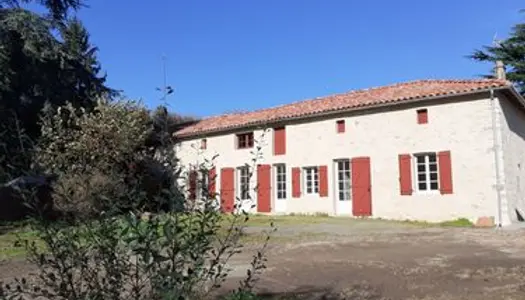 Maison dans le Bocage bressuirais 