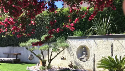 Jolie maison de plain pied avec studio indépendant 