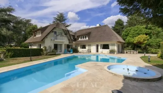 Saint Nom La Bretèche - Grande maison familiale avec piscine sur le Golf 