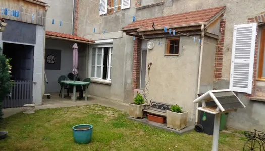 Dpt Yonne (89), à vendre BLENEAU maison 5pièces 95m2 avec cour 