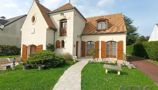 Maison 6 pièces 174 m²