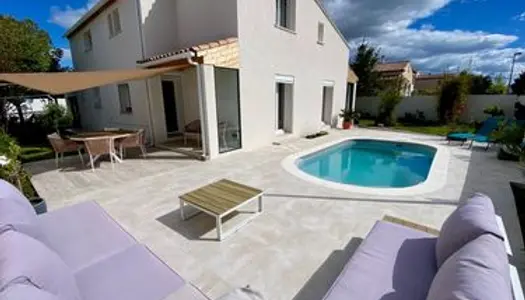 Villa 6 pièces 145 m²