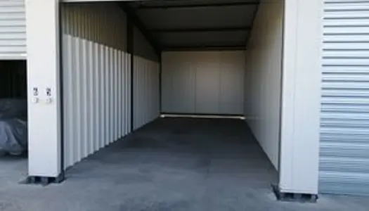 GARAGE BOX isolé de 40 m2