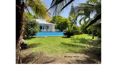 Dpt Guadeloupe (971), à vendre SAINTE ANNE maison P5 de 125 m² - Terrain de 1 161,00 m² - Plain 