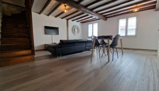 Dpt Loire (42), à vendre 5 minutes de MONTROND maison de 132 m² comprenant une partie bureau et un 
