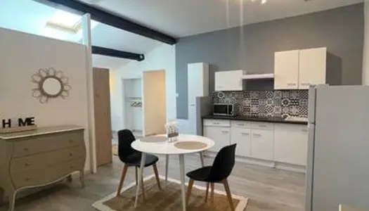 Studio 1 pièce 42 m² 