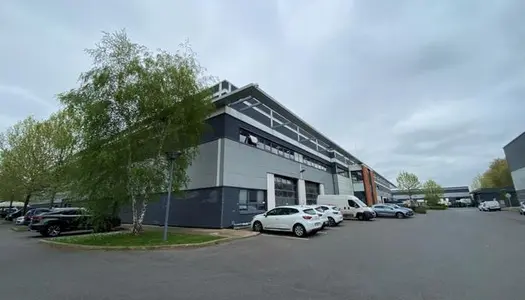 Local commercial 1600 m² 