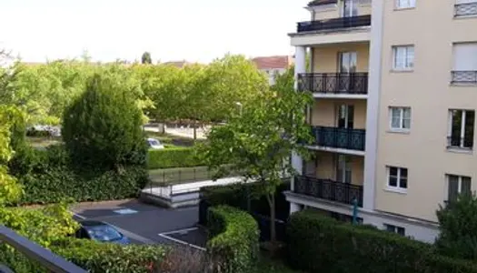 ​Superbe Appartement F2 Meublé de 51 m² - Résidence Calme et Sécurisée 