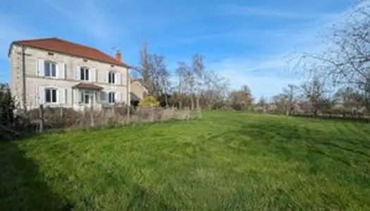 Dpt Saône et Loire (71), à vendre proche de MARCIGNY maison rénovée / terrain 7100m²