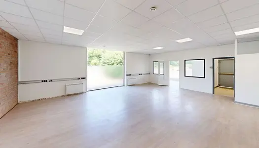 Bureaux 500 m² 