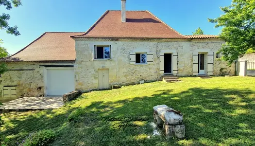 Eyraud-Crempse-Maurens (24), Maison en pierre avec vue dégagée, 4 pièces + terrain 