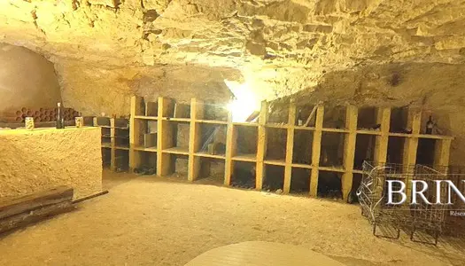 Cave 102 m²