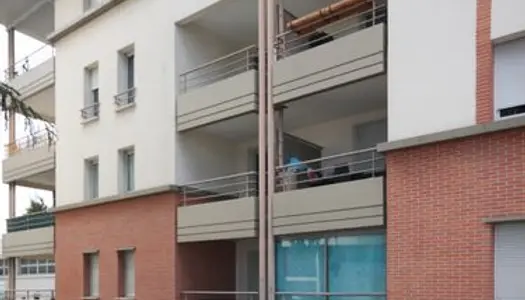 Appartement T2 (44 m²) et garage sécurisé 