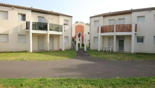 Studio 1 pièce 24 m² 