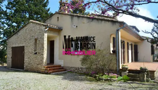 MAISON 3 CHAMBRES GARAGE TERRAIN ATTENANT SUR CARPENTRAS