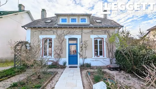 SOUS OFFRE! Charmante maison de 3 chambres à Châteauneuf la Foret avec un jardin au bord d'un ruis