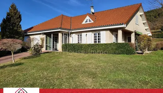 Maison 10 pièces 207 m²