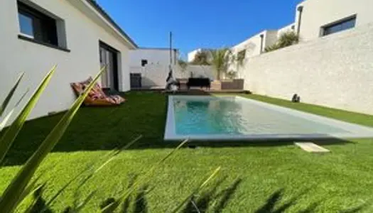 GWEN - Villa contemporaine avec piscine proche des plages