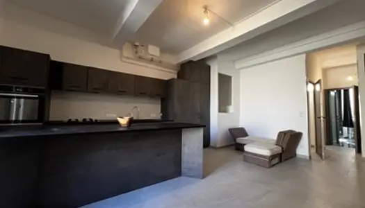 VAISON LA ROMAINE CENTRE VILLE / VENTE DE 2 APPARTEMENTS DANS PETITE COPRO, 