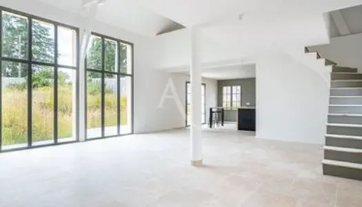 Maison 7 pièces 236 m² 