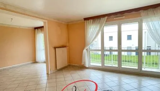 Appartement T4 à Essey les Nancy limite Saint Max - 94,44m2 - 3 chambres avec balcon