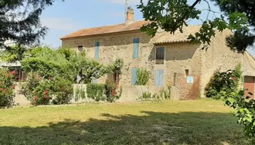 Mas à Camaret sur Aygues en Provence