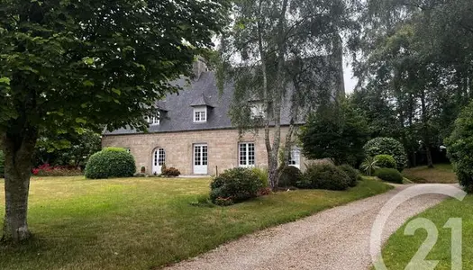 Maison 7 pièces 216 m²