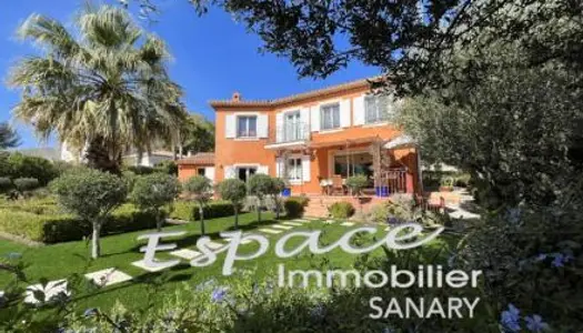 Villa 7 pièces 210 m²