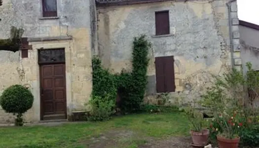 Maison ancienne avec grand jardin à restaurer 