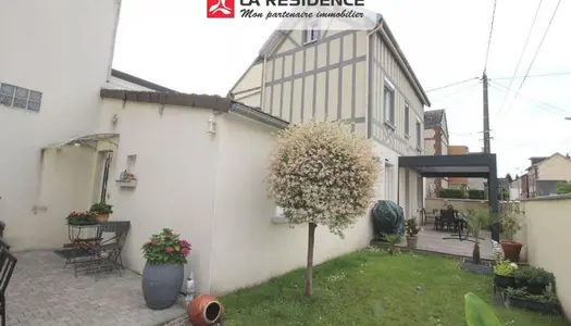 Maison 6 pièces 105 m² 