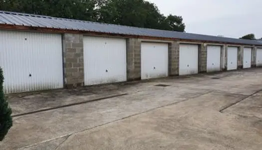 Parking - Garage Location Bagnères-de-Bigorre   75€