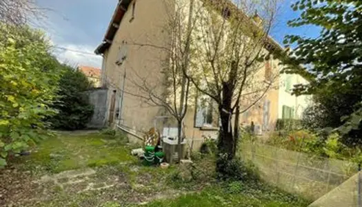 Immeuble 6 pièces 162 m²