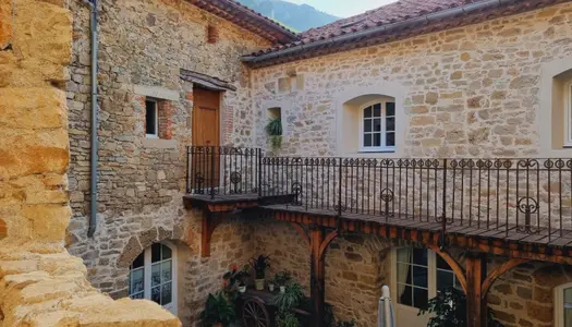 Mas provençal 9 pièces 90 m² 